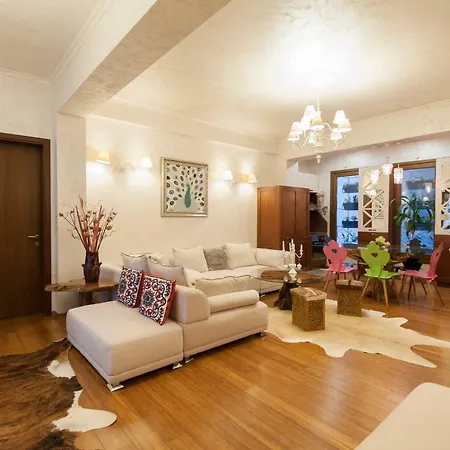 Dondukov Masterpiece - 3br Apart