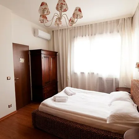 Dondukov Masterpiece - 3br Apart * Sofia