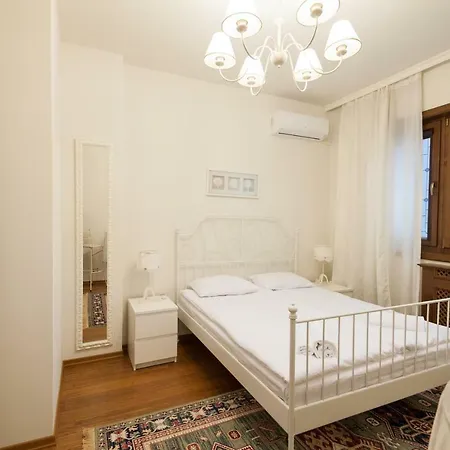 Dondukov Masterpiece - 3br Apart Lejlighed *